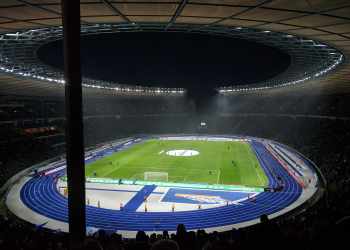 Football addicts who ruined their careers