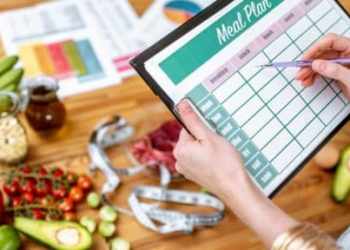 Health Coach Certification vs. Nutrition Certification