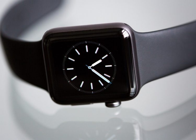 how to remove scratches on apple watch