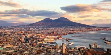 Naples, a unique destination between Vesuvius and the sea